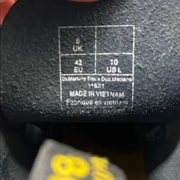 Like new Dr Martin AirWair 11821 Women Hi Leather Boots Black - Picture 9 of 9